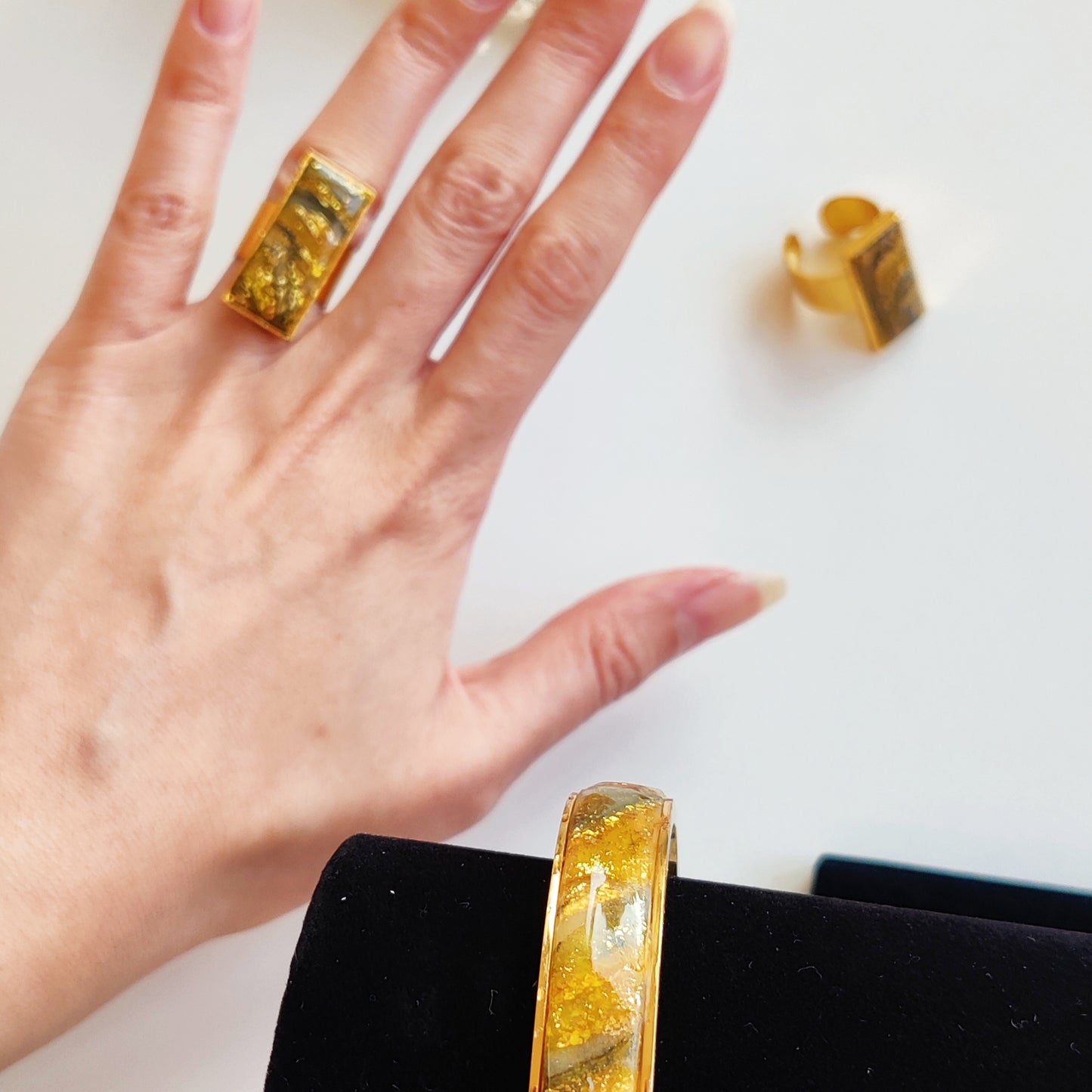 Bracelet et bague "effet marbré" pour la fête te des mères