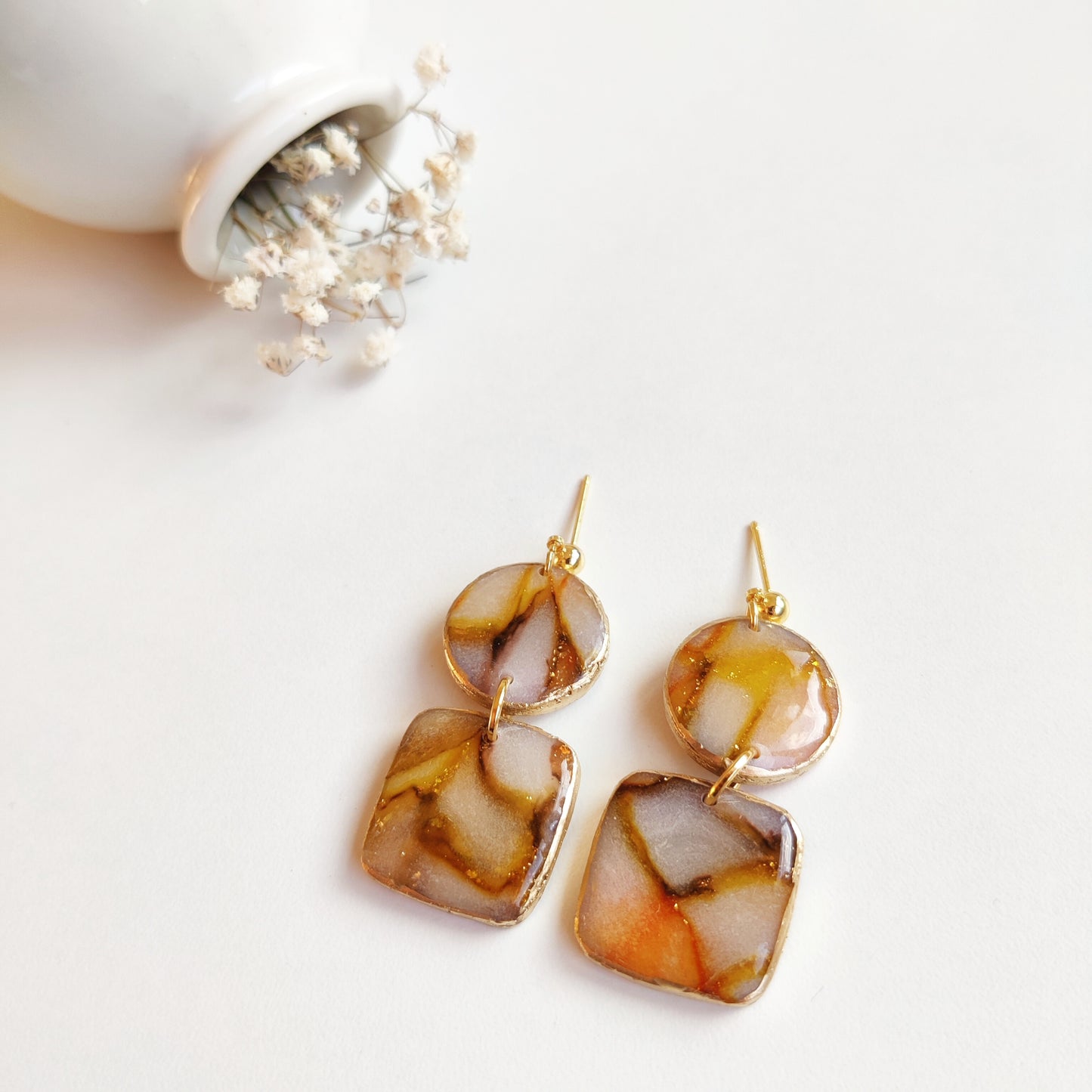 Boucles d'oreilles orange "effet marbré"