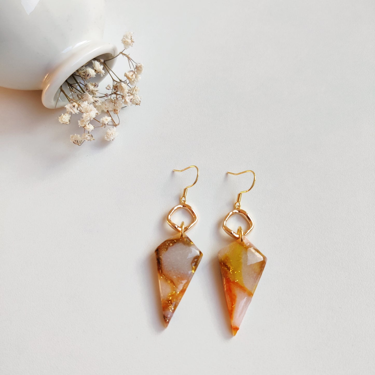Boucles d'oreilles orange "effet marbré"