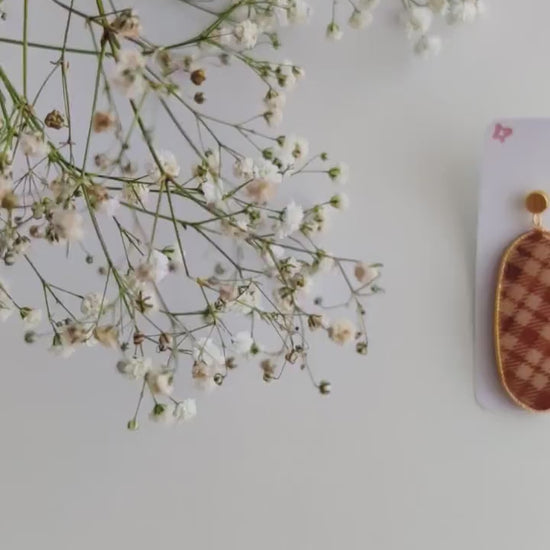 Autumn Polymer clay earrings | Artisanal | Handmade | Jewellery | Minimalist | Autumn | Polymer Clay | Dangle Earrings oval