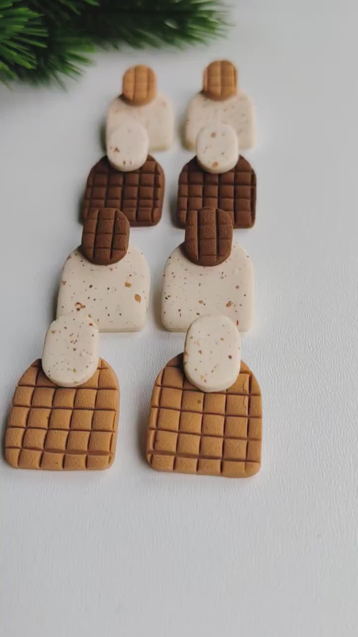 Retro earrings | Polymer clay earrings | Artisanal | Handmade | Jewellery | Minimalist | Christmas | Polymer Clay | Stud Earrings
