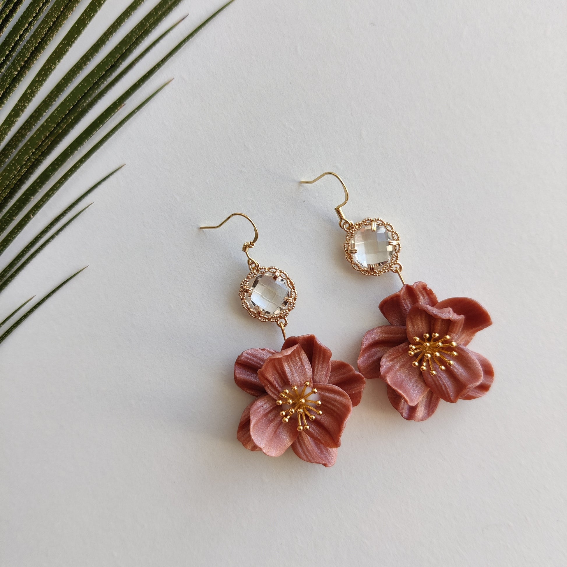 Pink and gold floral dangle earrings | Modern flower bridal earrings | Wedding flower earrings handmade | Floral bridal jewelry for brides