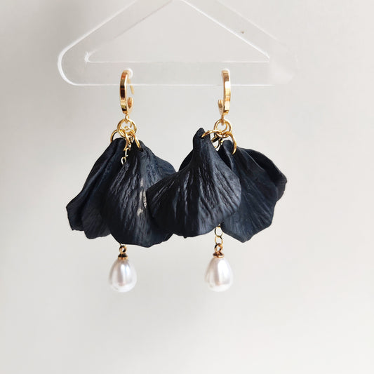 Rose Pearl Gold Handmade Earrings | Pearl Flower Earrings | Christmas Earrings | Rose Gold Flower Earring | Dangle Earring | Floral Earrings