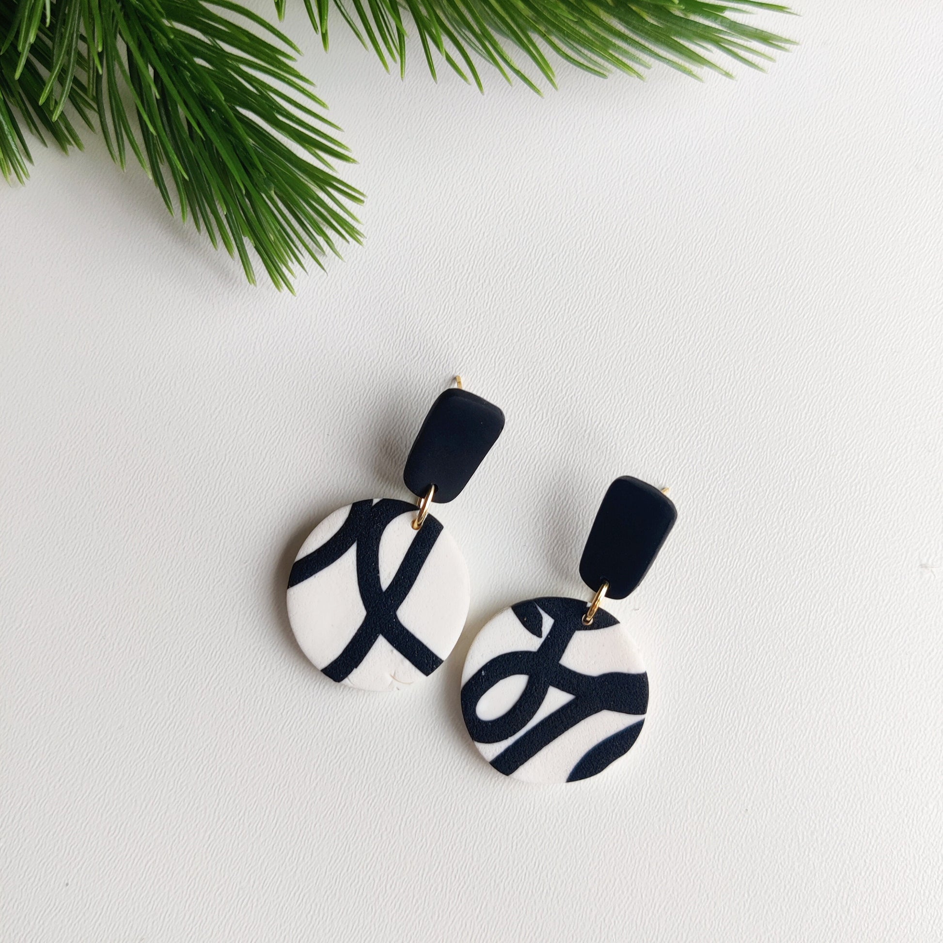 Minimalist Earrings | Polymer clay earrings | Artisanal | Handmade | Jewellery | Minimalist | Christmas | Polymer Clay | Dangle Earrings| UK