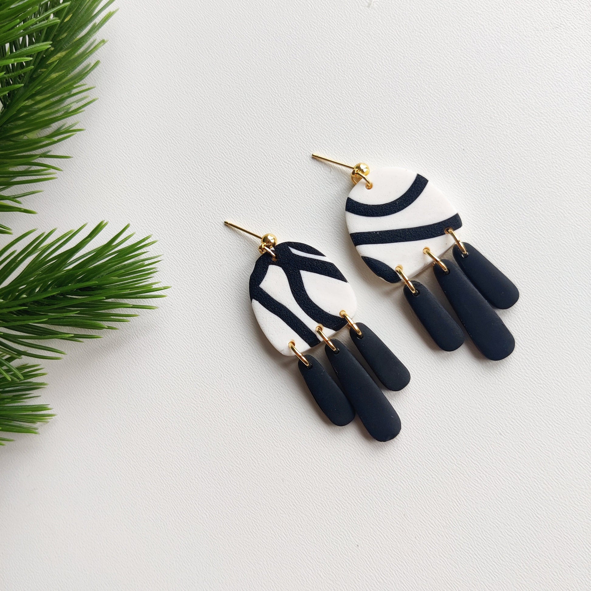 Minimalist Earrings | Polymer clay earrings | Artisanal | Handmade | Jewellery | Minimalist | Christmas | Polymer Clay | Dangle Earrings| UK