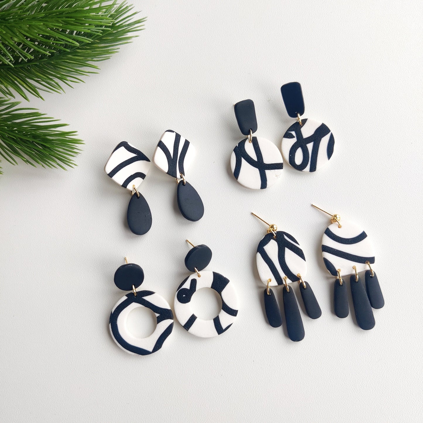 Minimalist Earrings | Polymer clay earrings | Artisanal | Handmade | Jewellery | Minimalist | Christmas | Polymer Clay | Dangle Earrings| UK