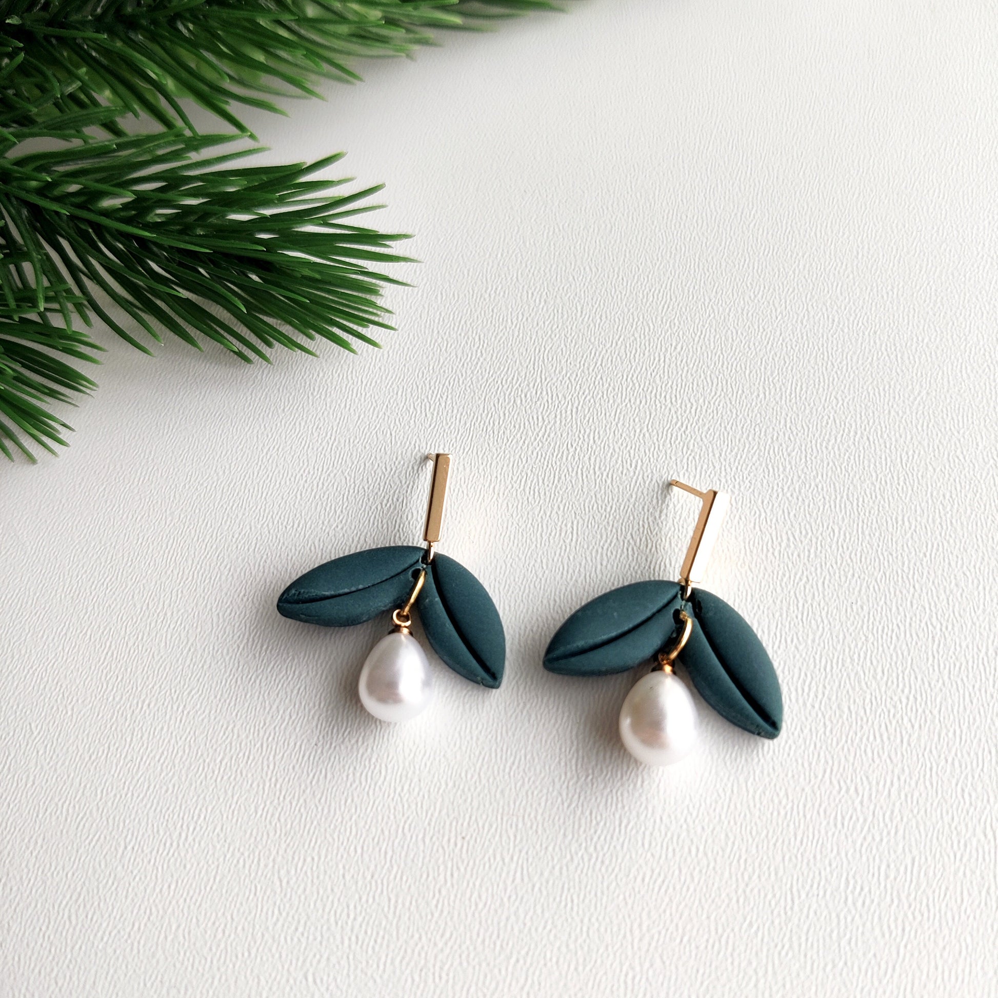 Polymer Clay Earrings | Floral clay drop earrings | Long Flower Statement Minimalist Earrings | handmade gift | UK bridal earrings