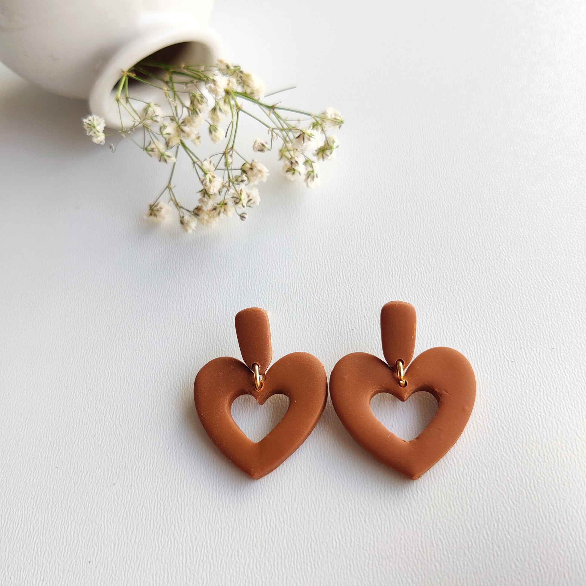 Retro Heart Earrings | Valentine's Day Earrings | Polymer Clay Earrings | Clay Earrings | Floral Earrings | Pink | Handmade Jewellery | Gift